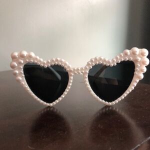 White Heart-Shaped Sunglasses